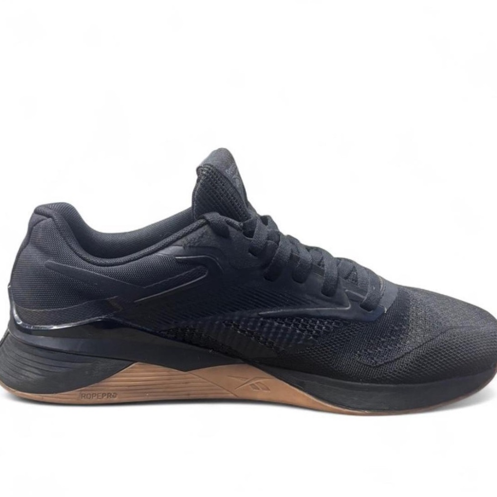 Women’s size 8.5  Reebok Nano X4 training shoes